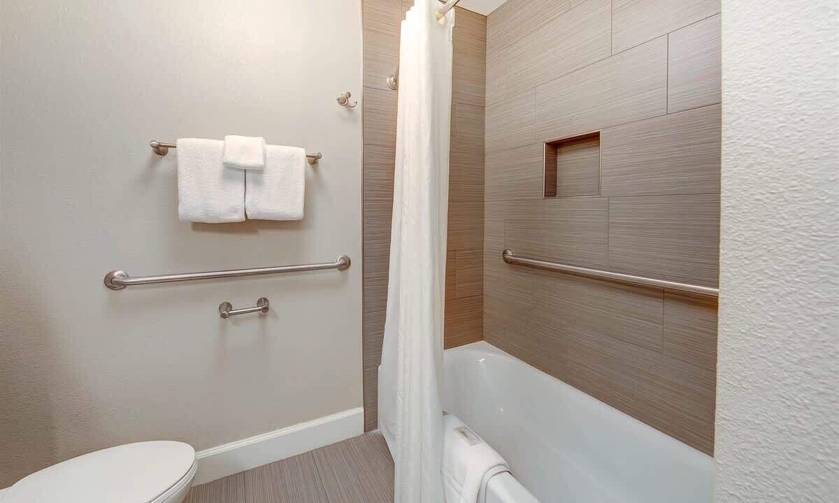 Photo of Bathroom in Kapaa