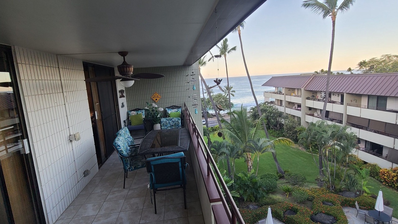 Photo of Outdoor in Kahaluu Bay