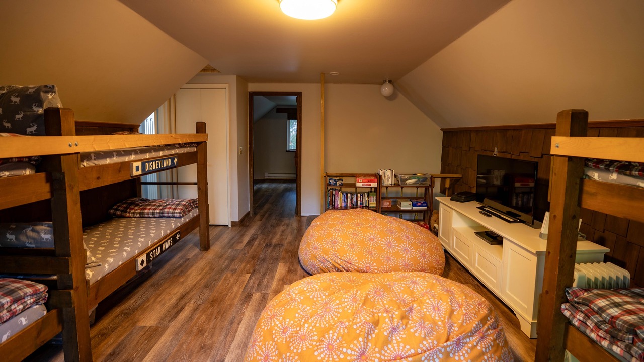 Photo of Bedroom in Packwood
