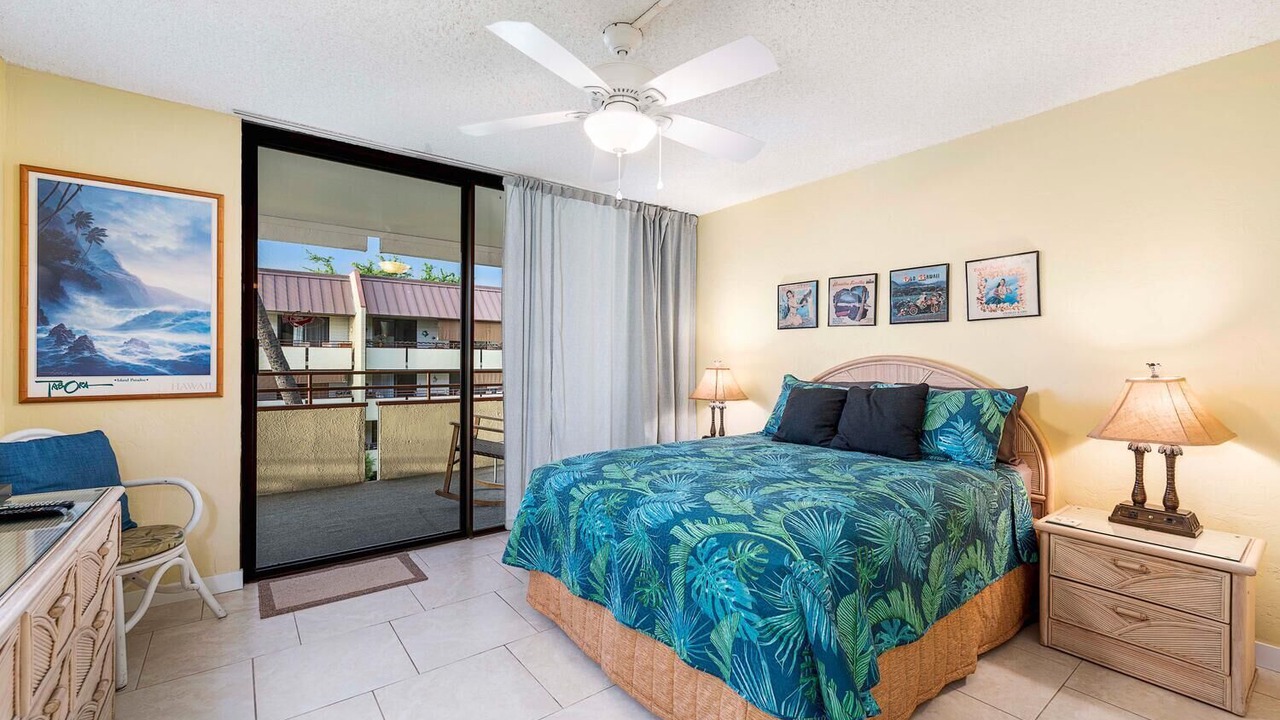 Photo of Bedroom in Kahaluu Bay