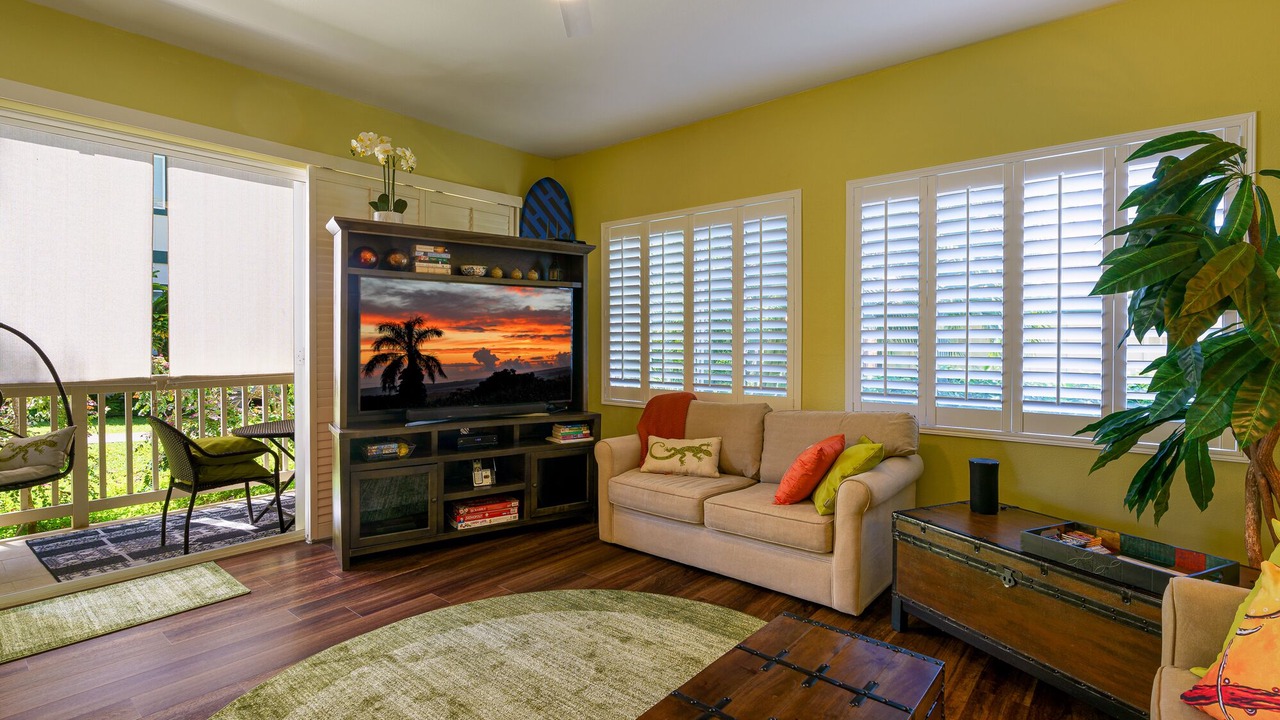 Photo of Livingroom in Poipu