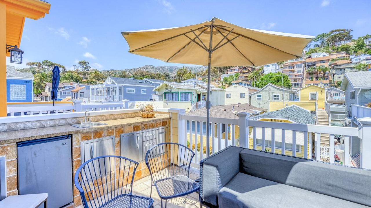 Photo of Patio Balcony in Avalon