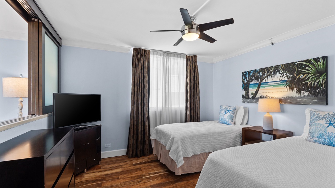 Photo of Bedroom in Waikiki