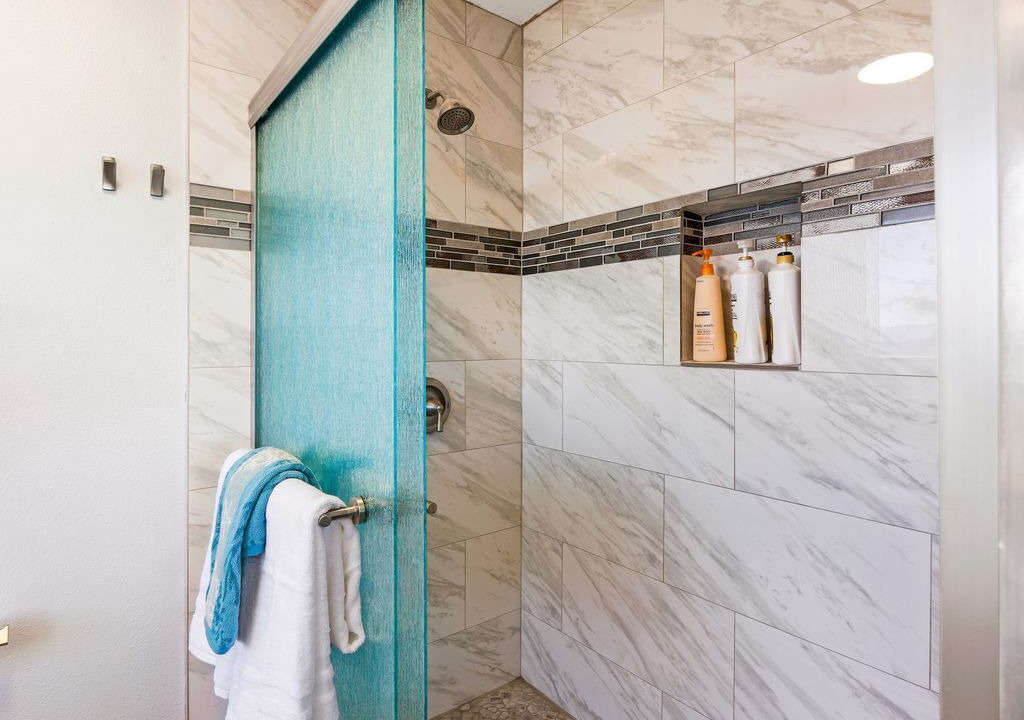 Photo of Bathroom in Kahana