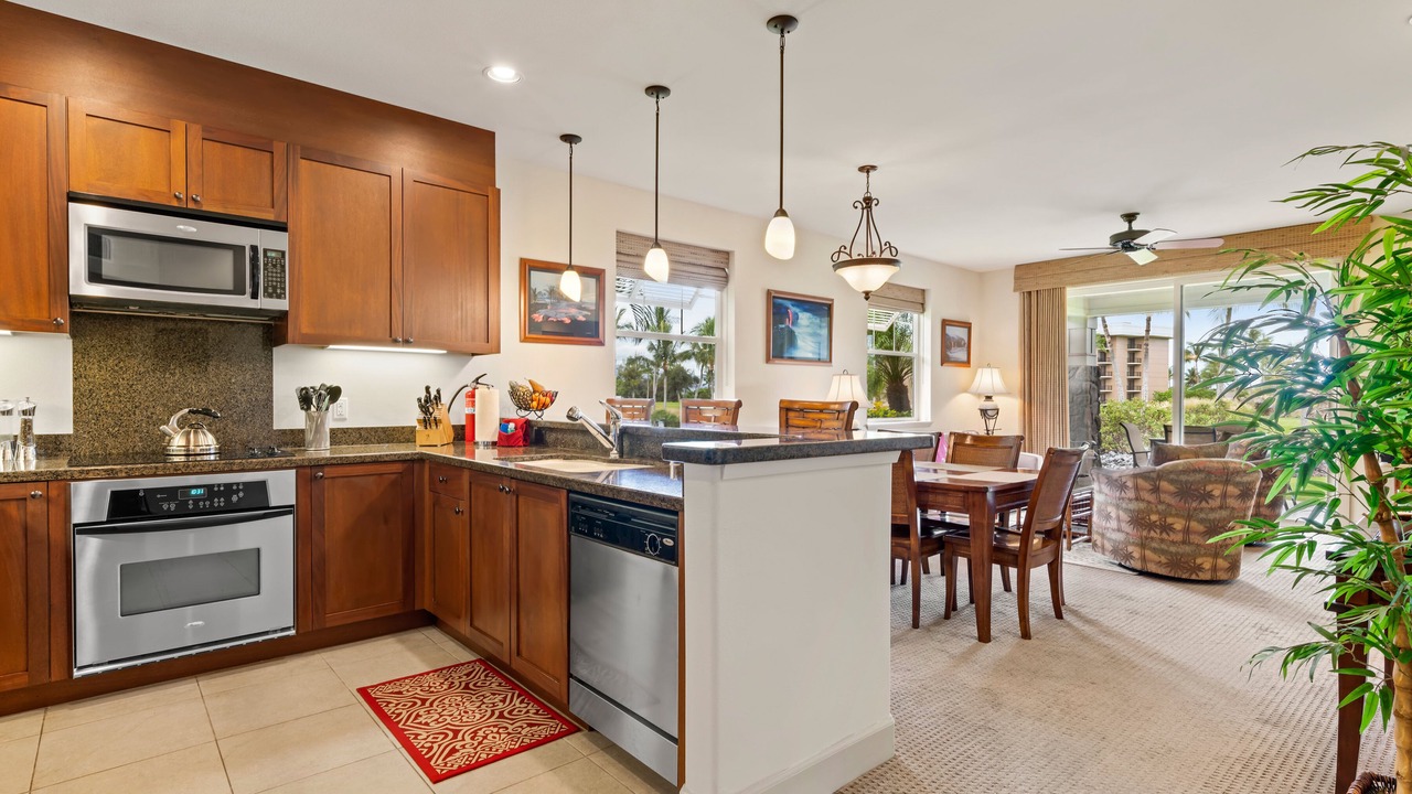 Photo of Kitchen in Waikoloa
