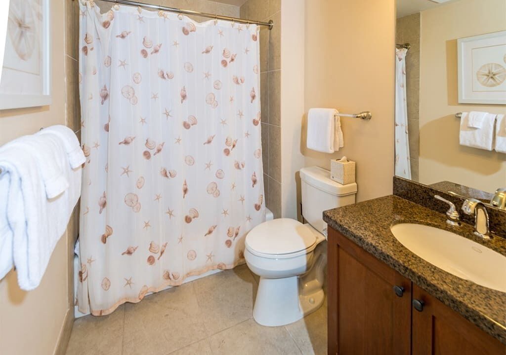 Photo of Bathroom in Waikoloa