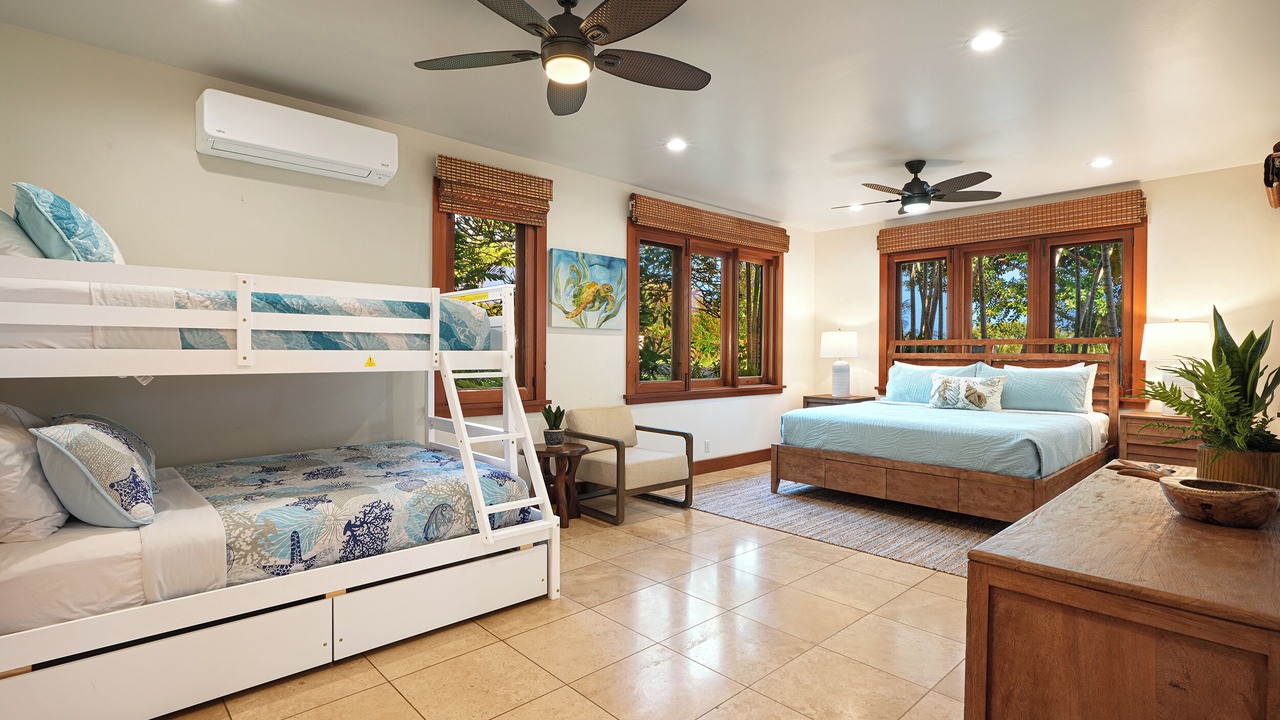 Photo of Bedroom in Poipu