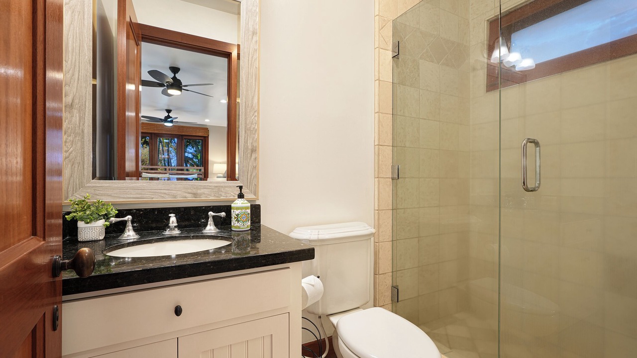 Photo of Bathroom in Poipu