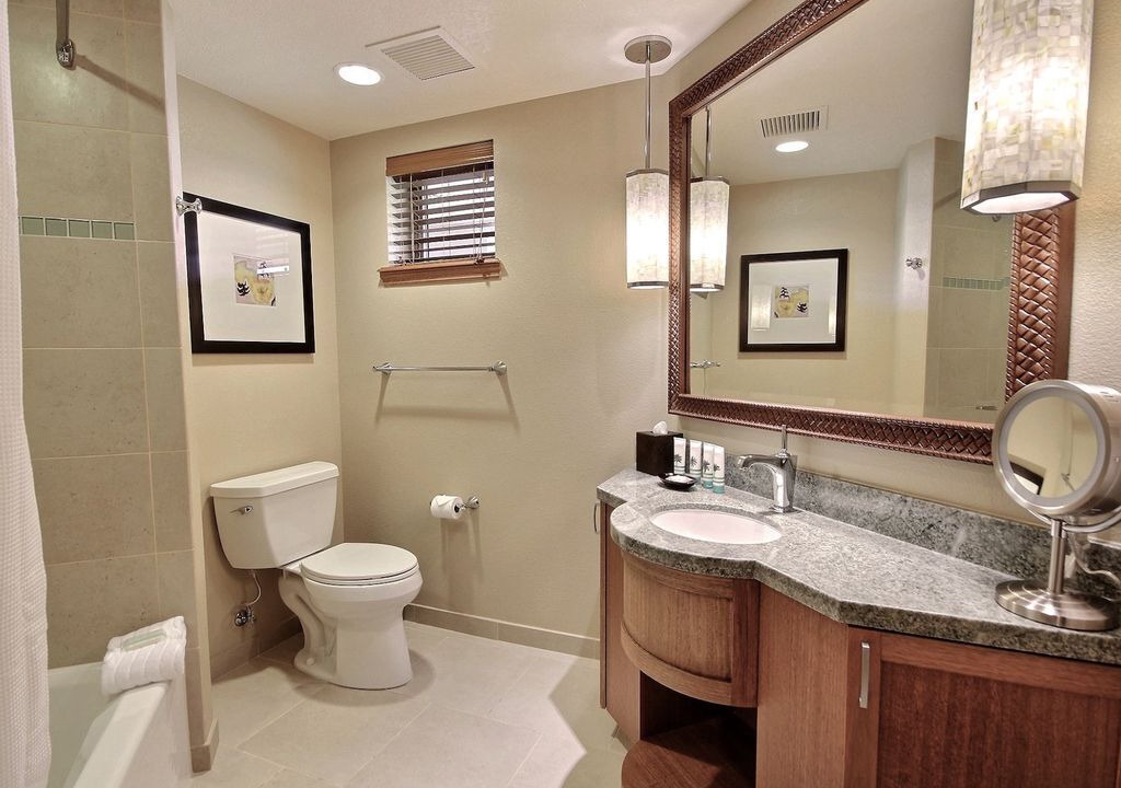 Photo of Bathroom in Kaanapali