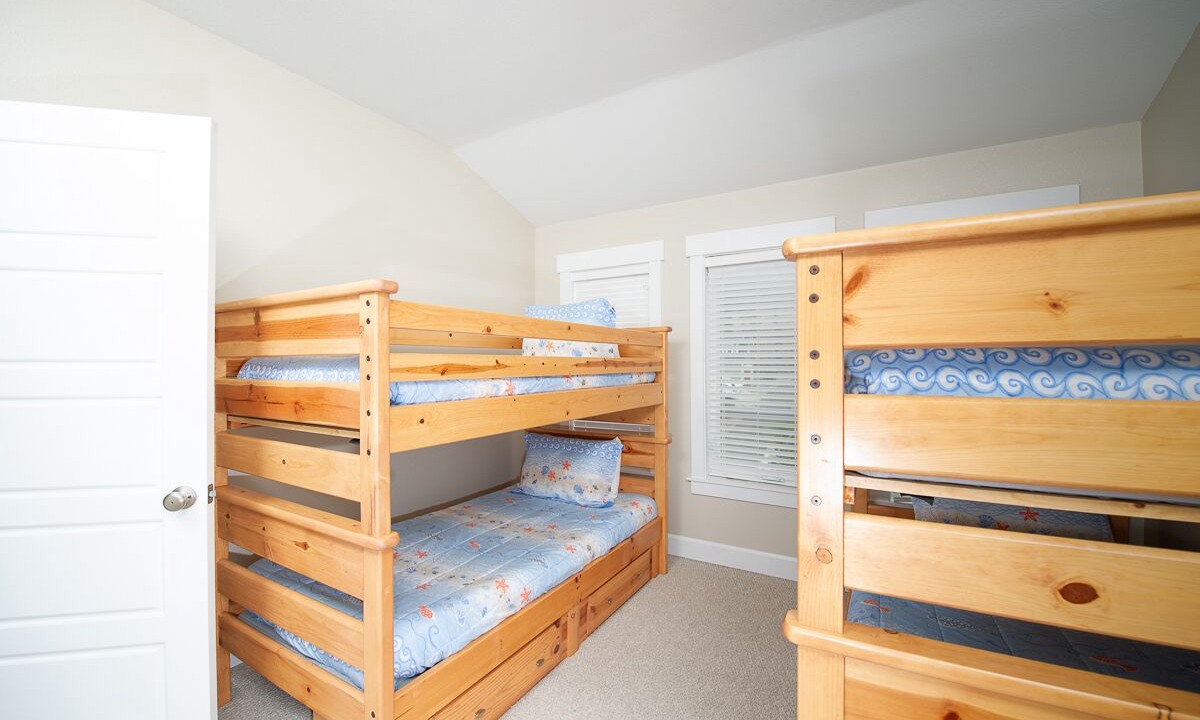 Photo of Bedroom in Olivia Beach