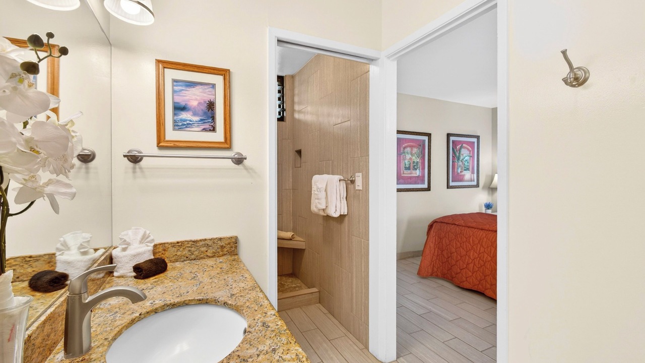 Photo of Bathroom in Kahana