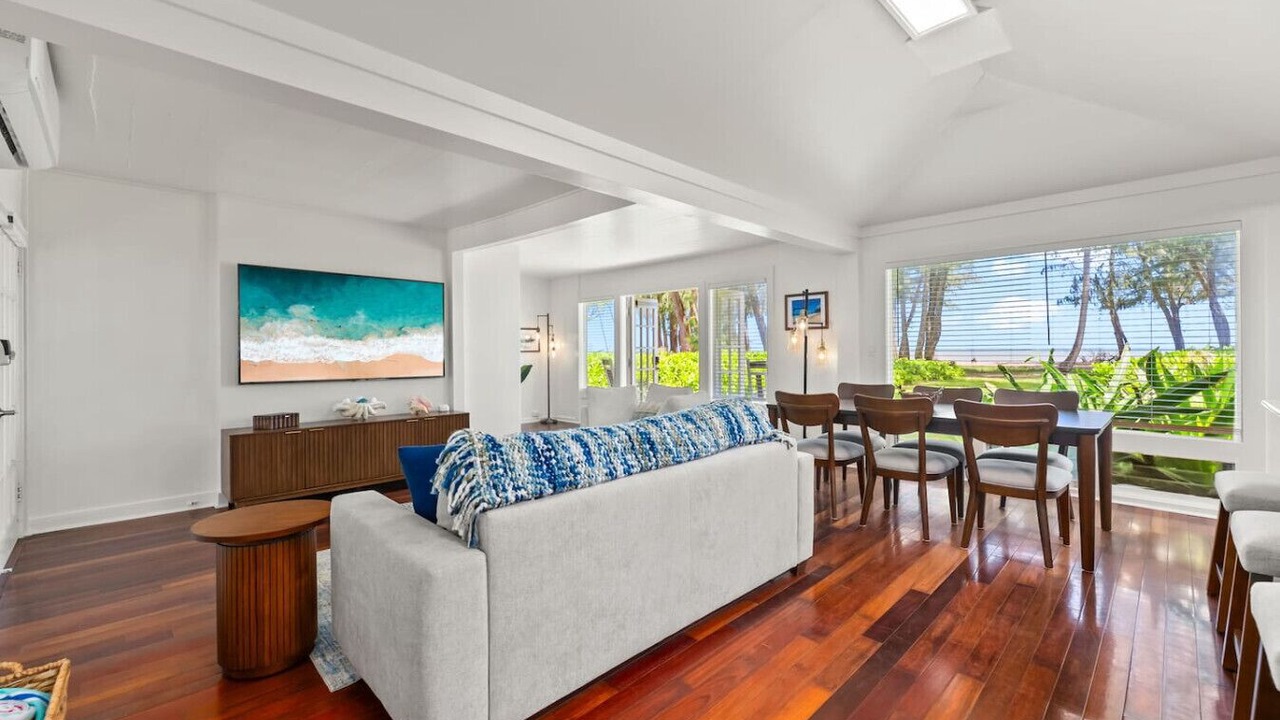 Photo of Livingroom in Waimanalo