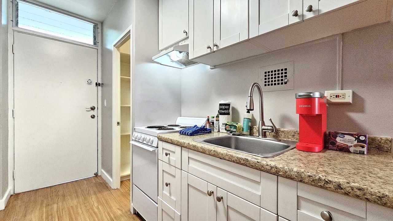Photo of Kitchen in Waikiki