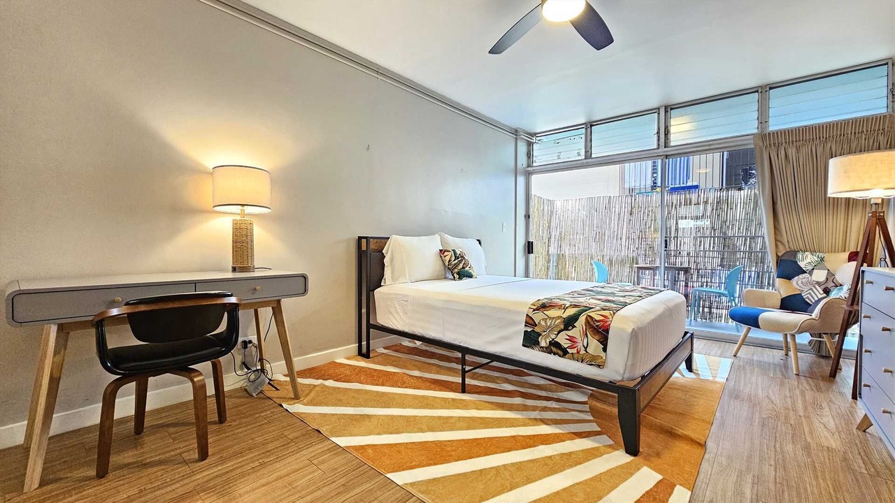 Photo of Bedroom in Waikiki