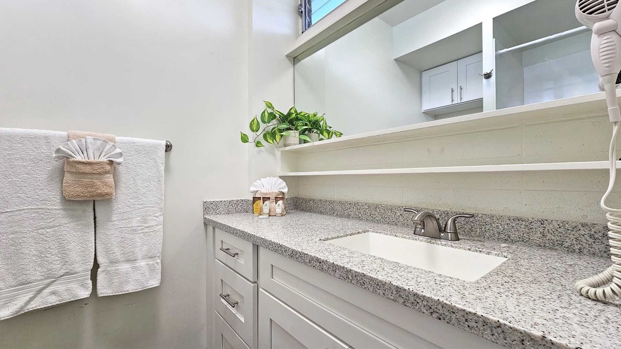 Photo of Bathroom in Waikiki