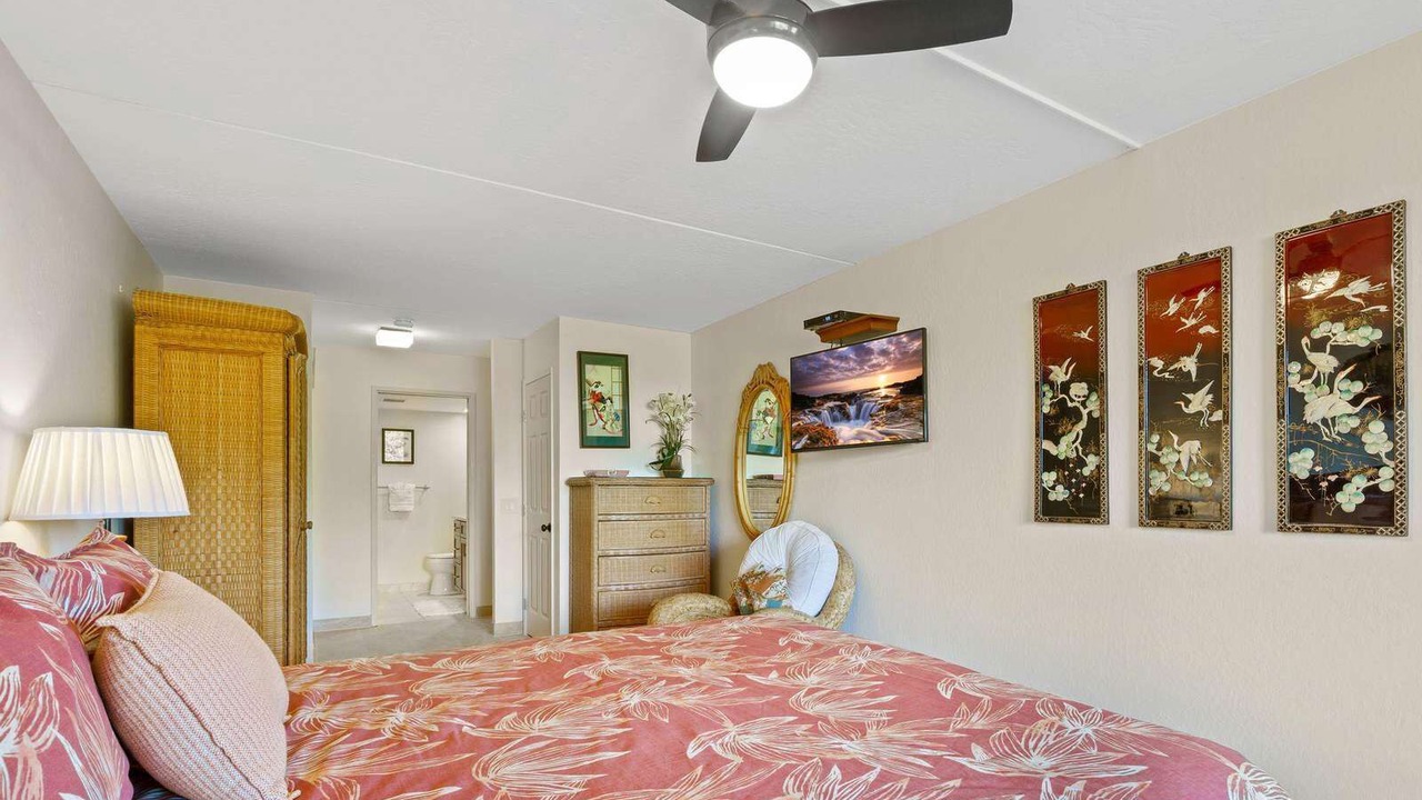 Photo of Bedroom in Historic Kailua Village