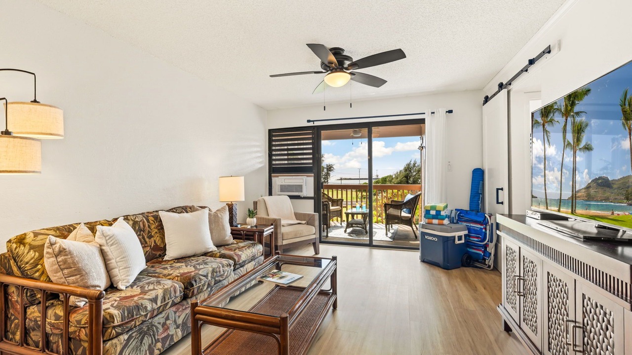Photo of Livingroom in Nawiliwili