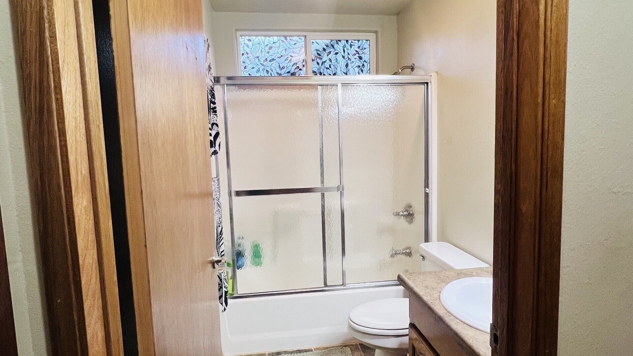 Photo of Bathroom in Ohia Estates