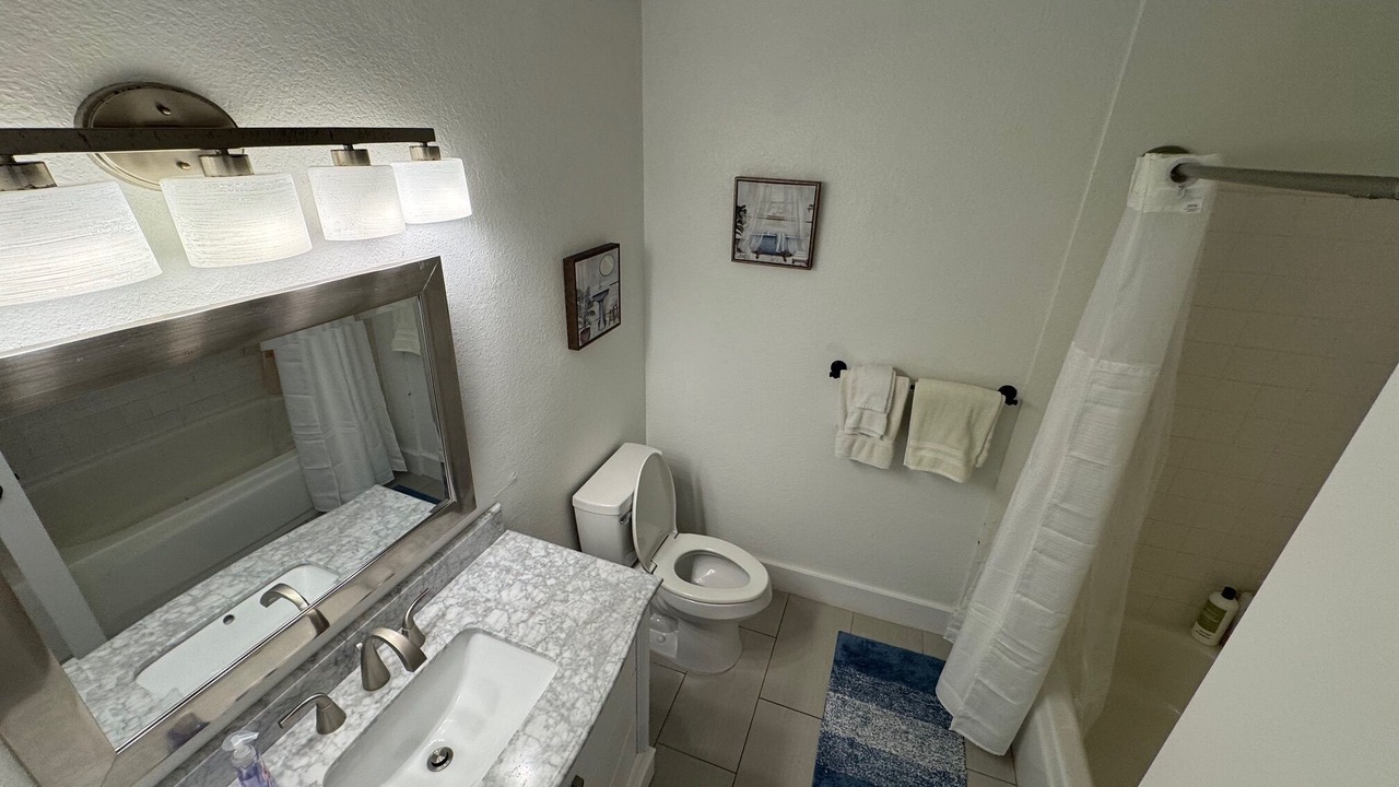 Photo of Bathroom in Honalo