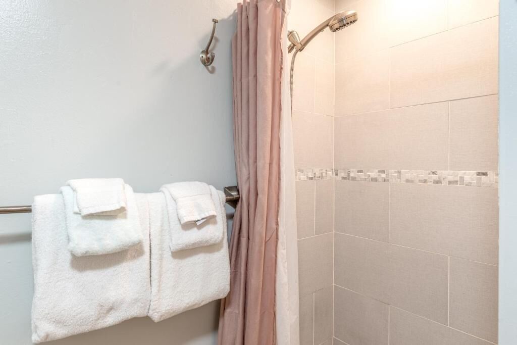 Photo of Bathroom in Historic Kailua Village