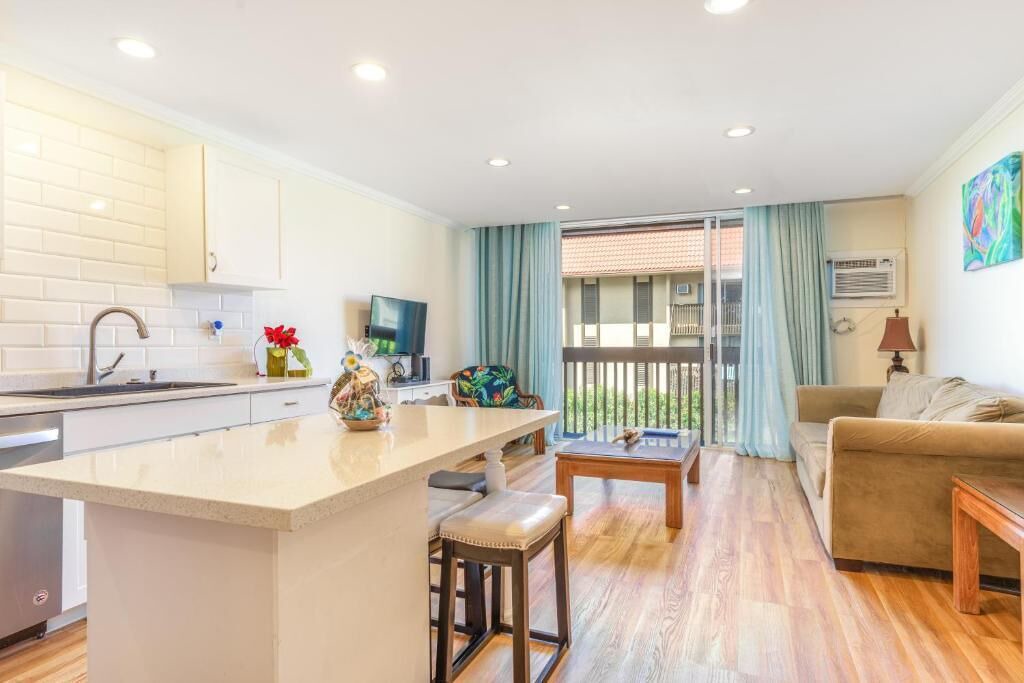 Photo of Livingroom in Historic Kailua Village
