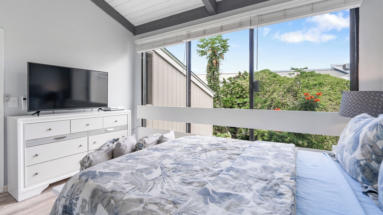 Photo of Bedroom in Historic Kailua Village