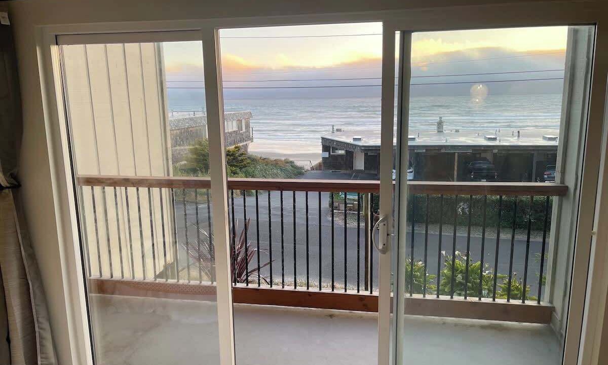Photo of Others in Lincoln City
