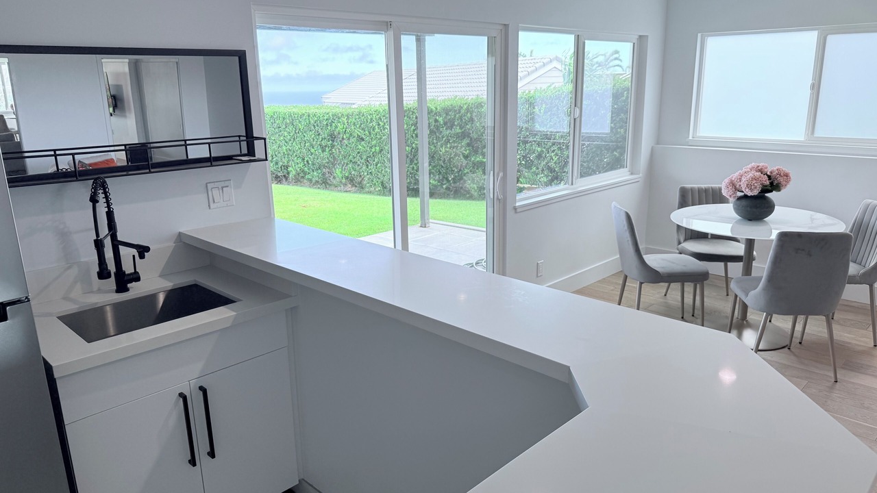 Photo of Kitchen in Waialae Iki Ridge