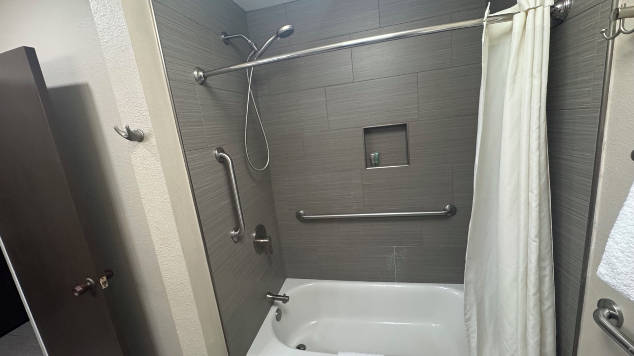 Photo of Bathroom in Kapaa