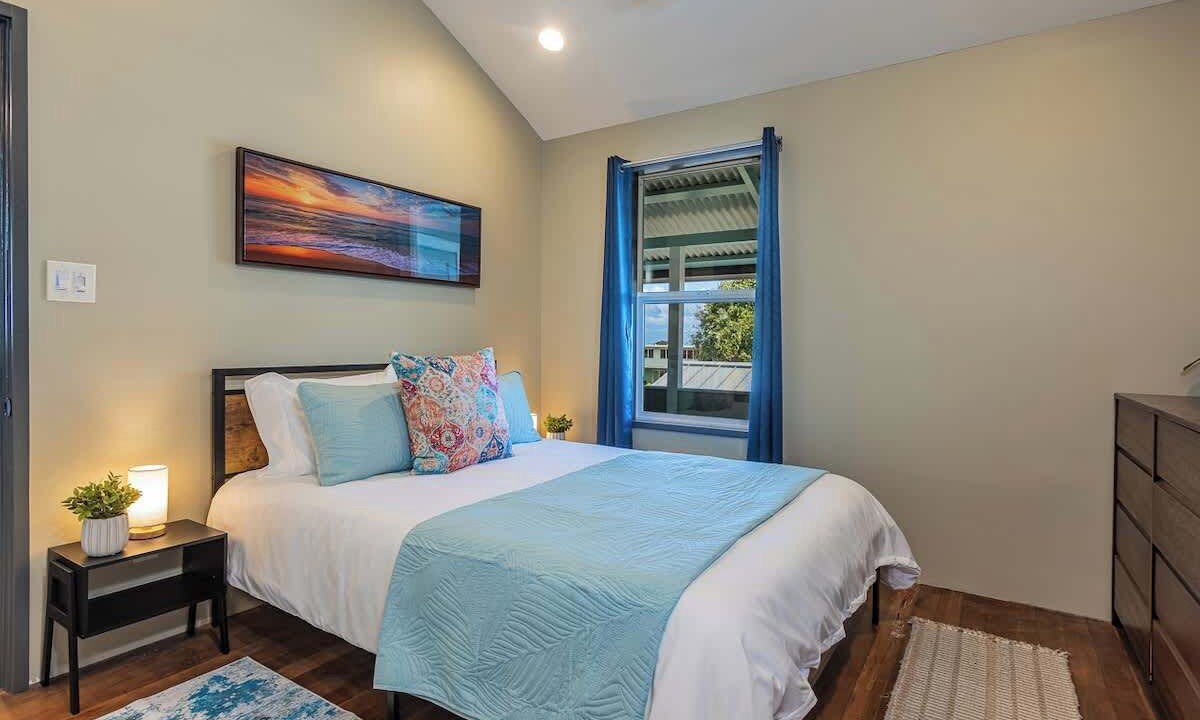 Photo of Bedroom in Wailuku