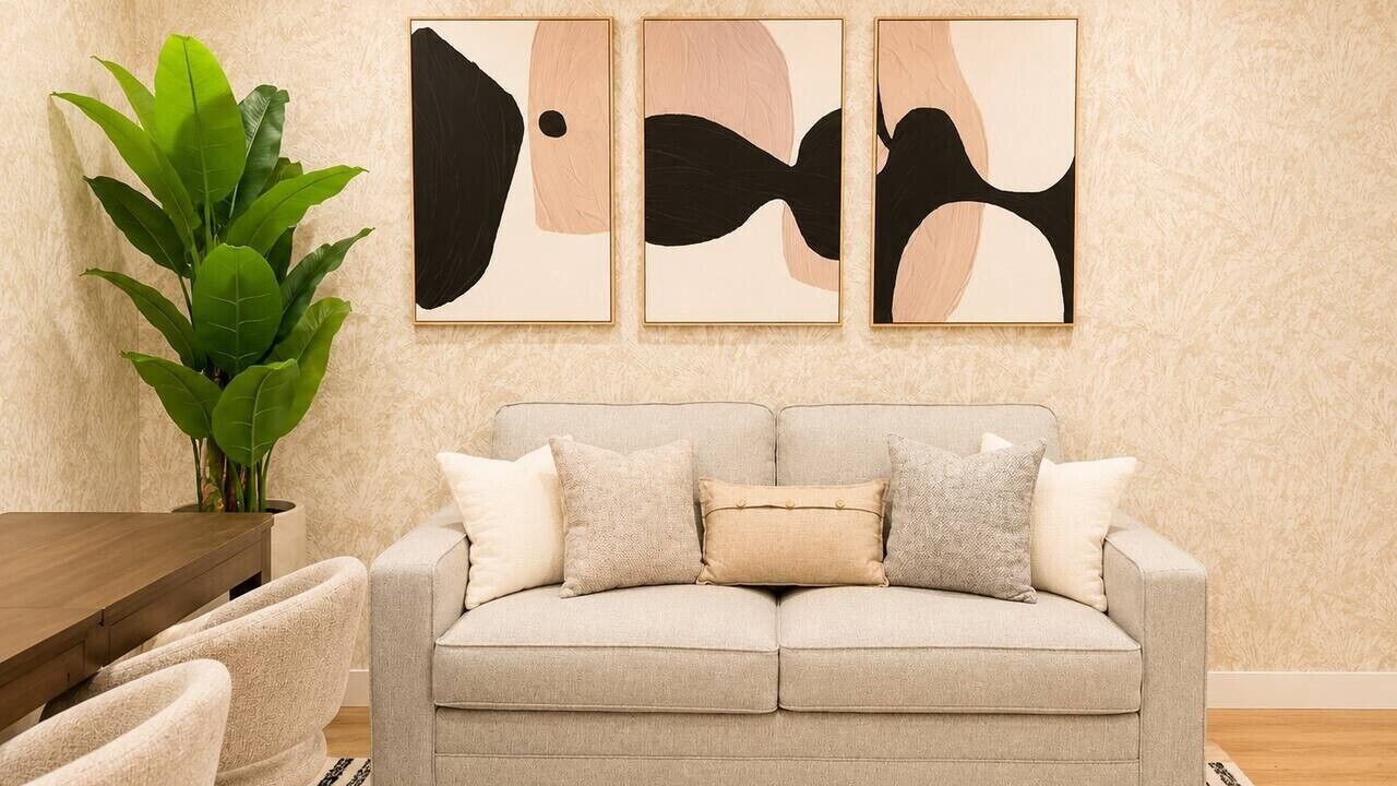 Photo of Livingroom in Downtown Honolulu