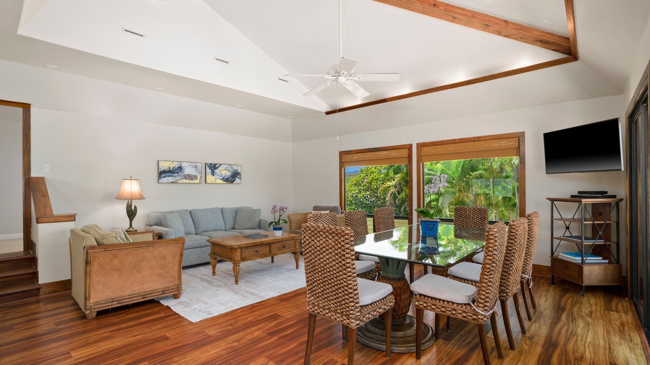 Photo of Livingroom in Bayview