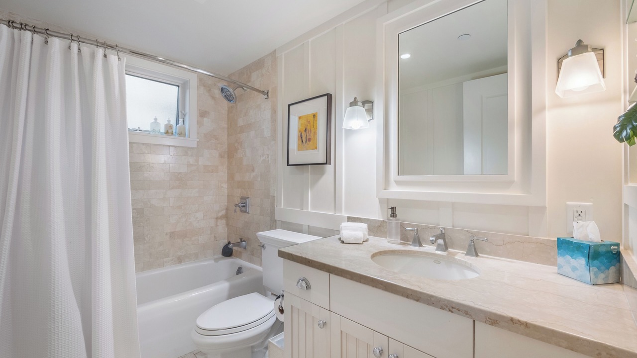 Photo of Bathroom in Kahuku