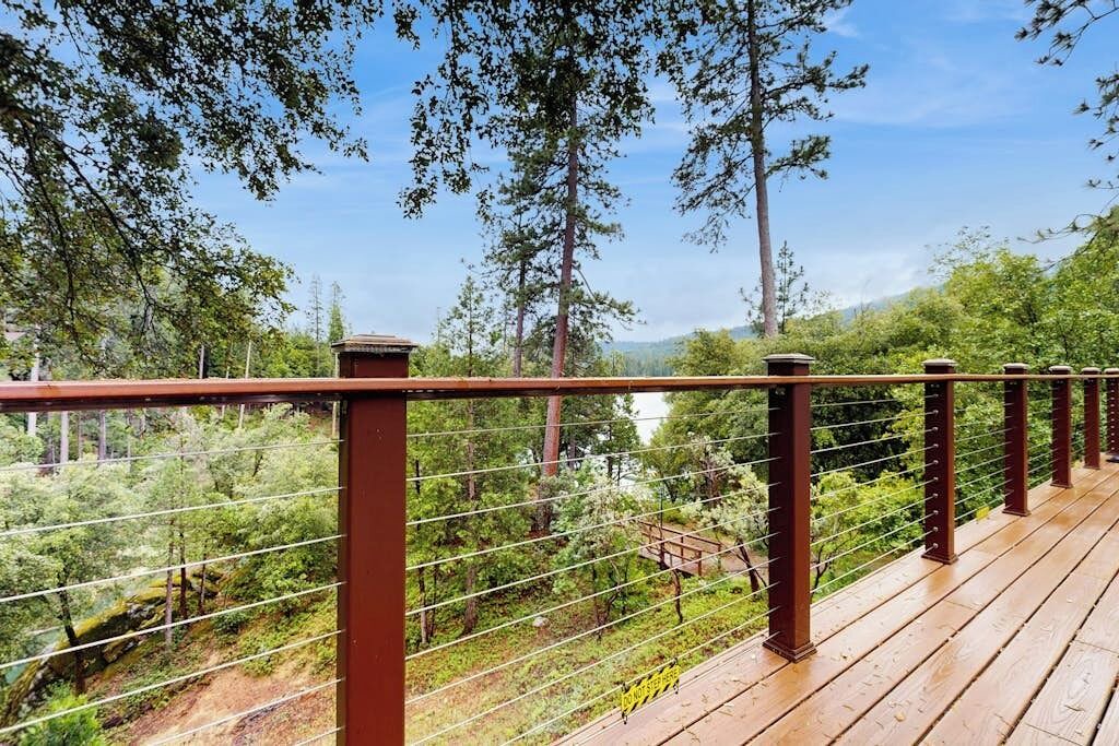 Photo of Outdoor in Bass Lake