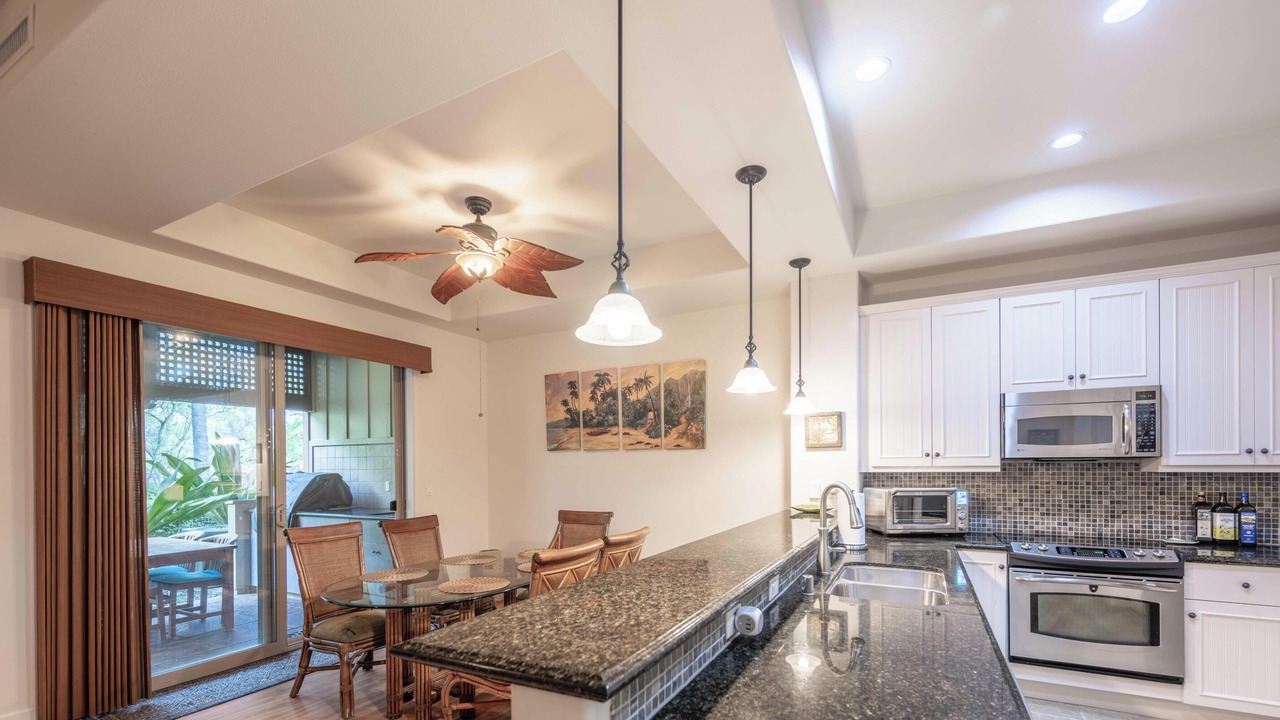 Photo of Kitchen in Kulalani