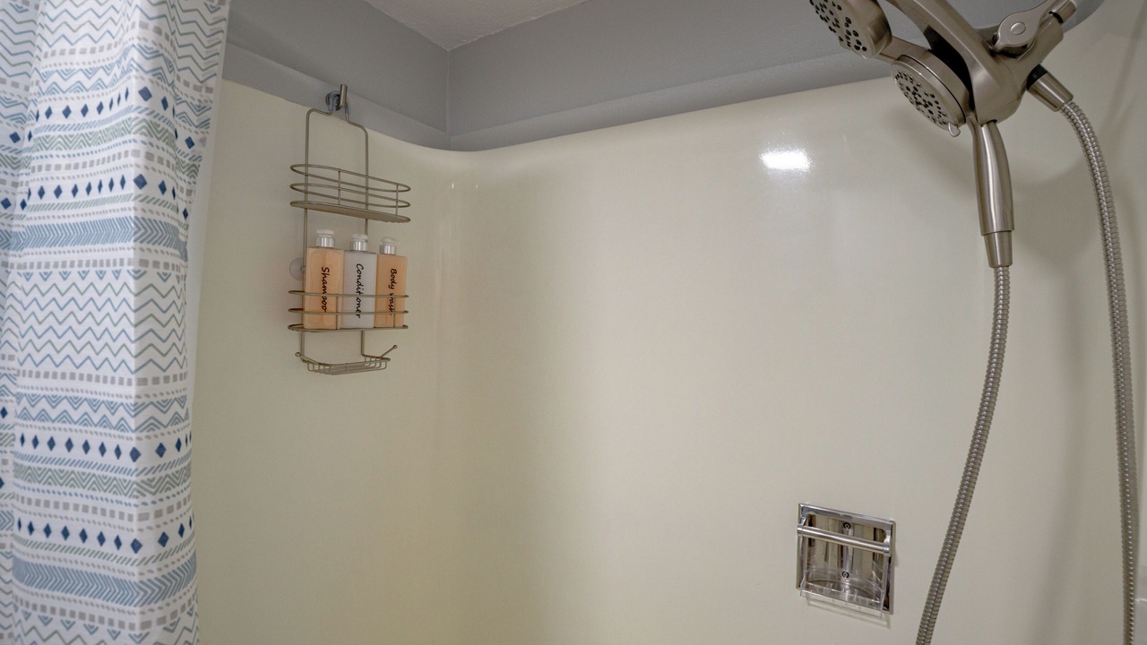 Photo of Bathroom in Hilo