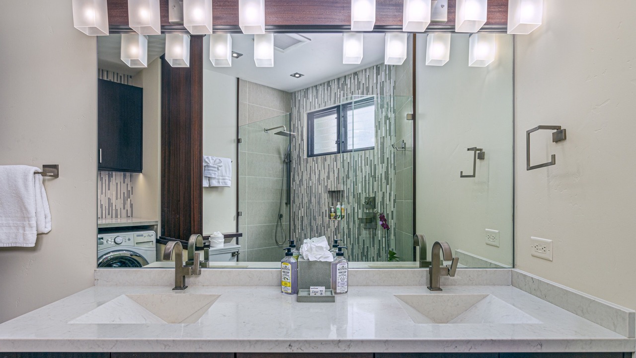 Photo of Bathroom in Princeville