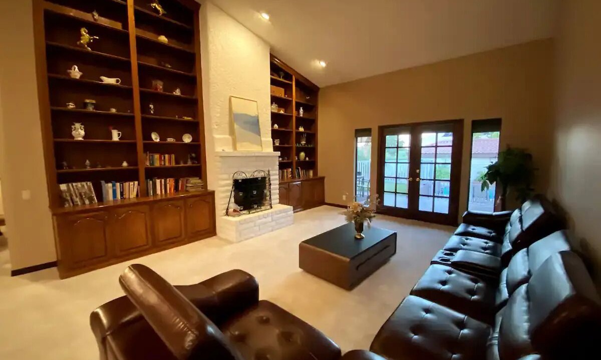 Photo of Livingroom in Canyon Gate