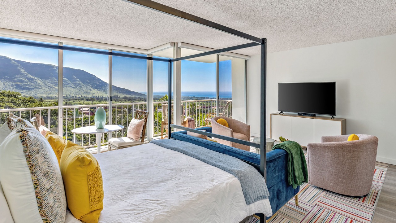 Photo of Bedroom in Makaha