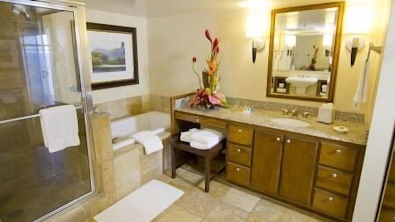Photo of Bathroom in Honokowai