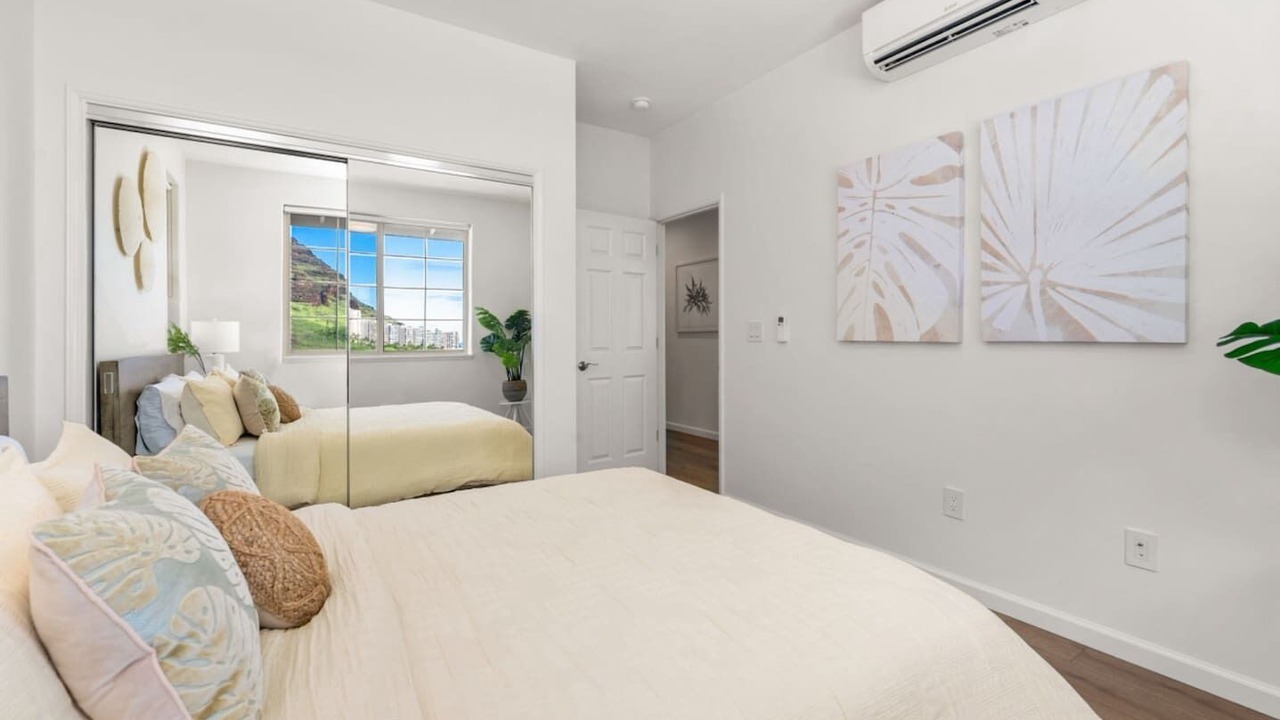 Photo of Bedroom in Makaha Valley