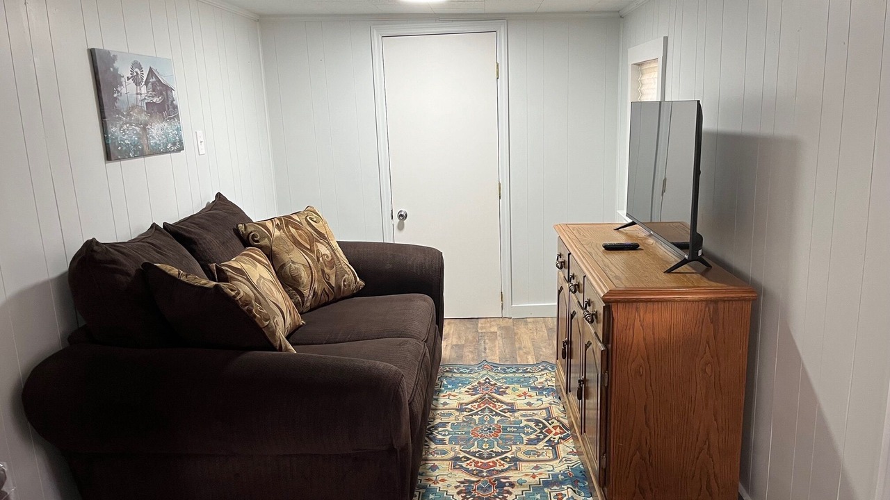 Photo of Livingroom in Dickson