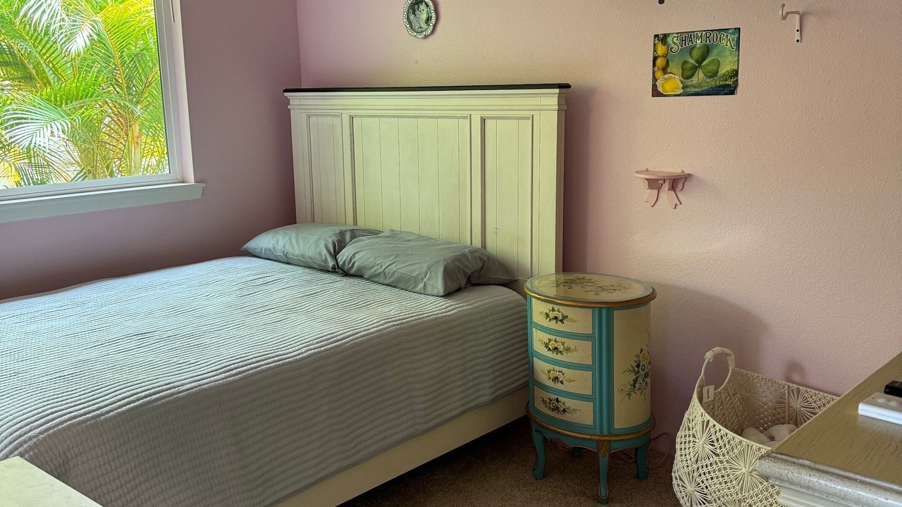 Photo of Bedroom in Wailuku Heights