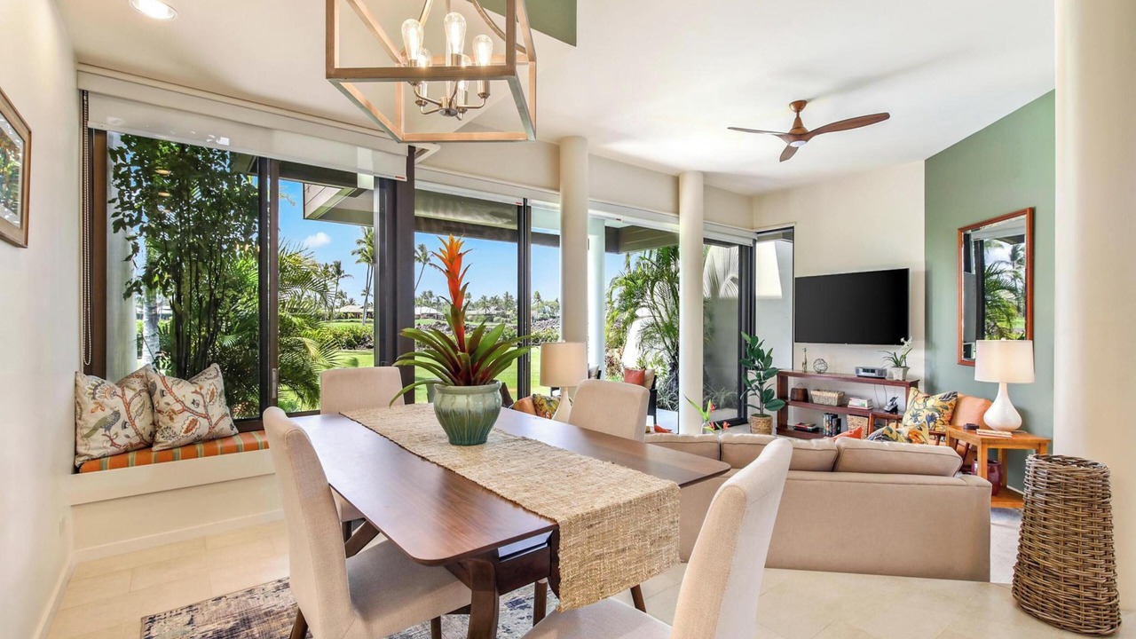 Photo of Livingroom in Kamuela
