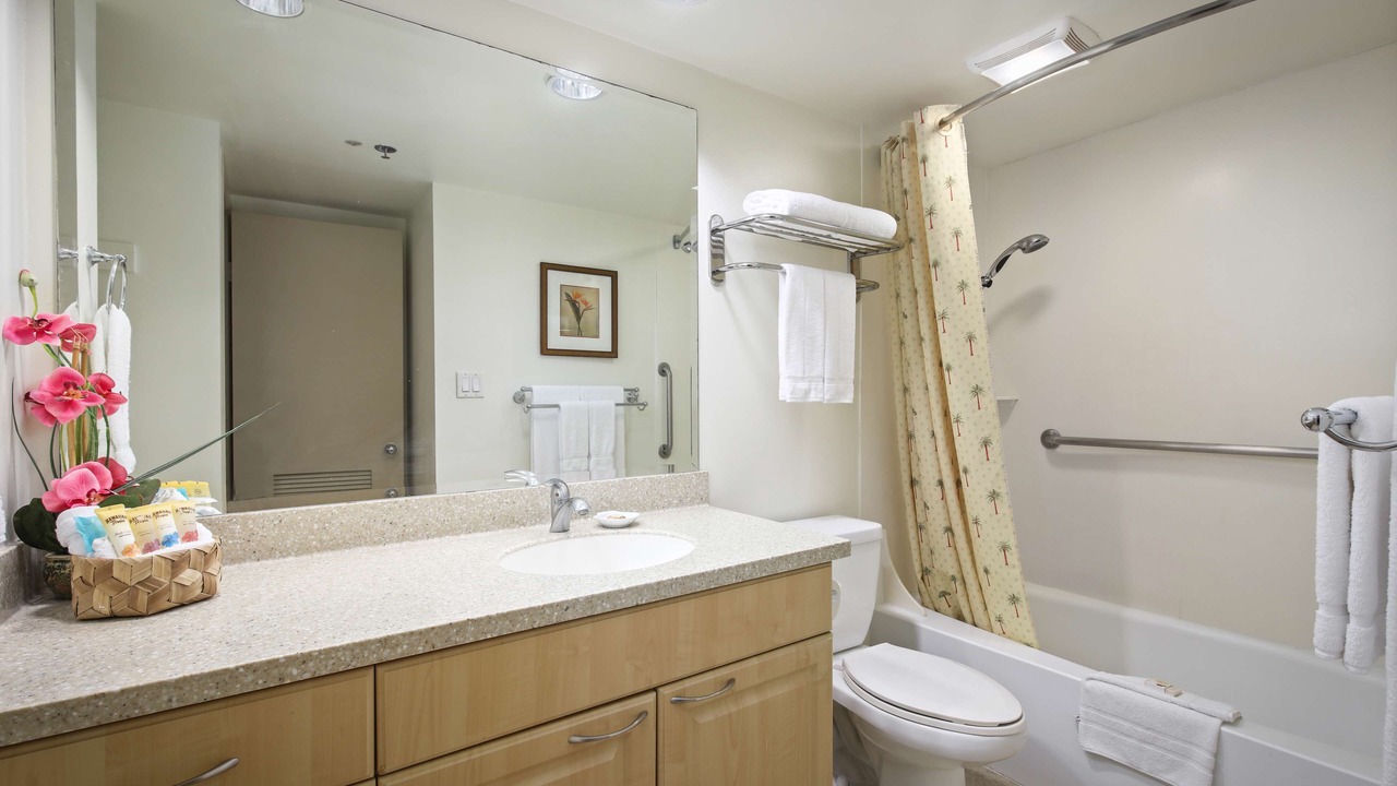 Photo of Bathroom in Waikiki