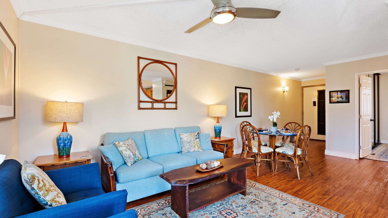 Photo of Livingroom in Kahana