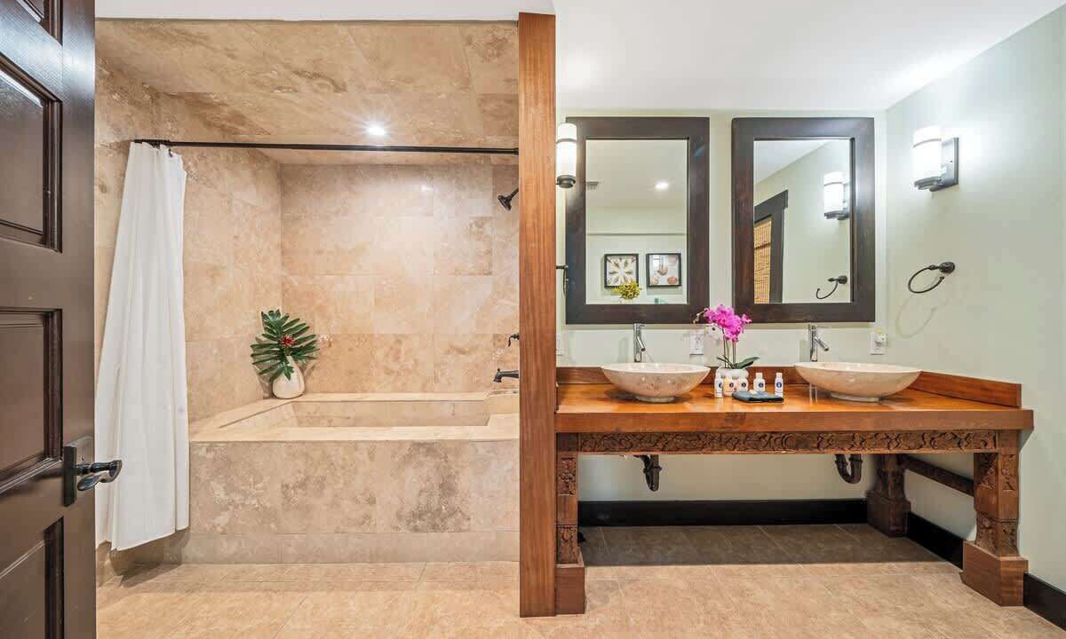 Photo of Bathroom in Kihei