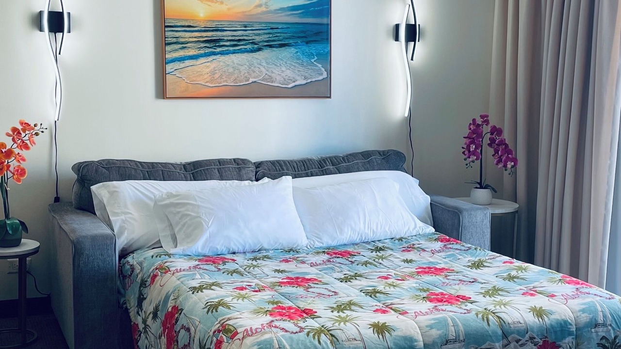 Photo of Bedroom in Waikiki