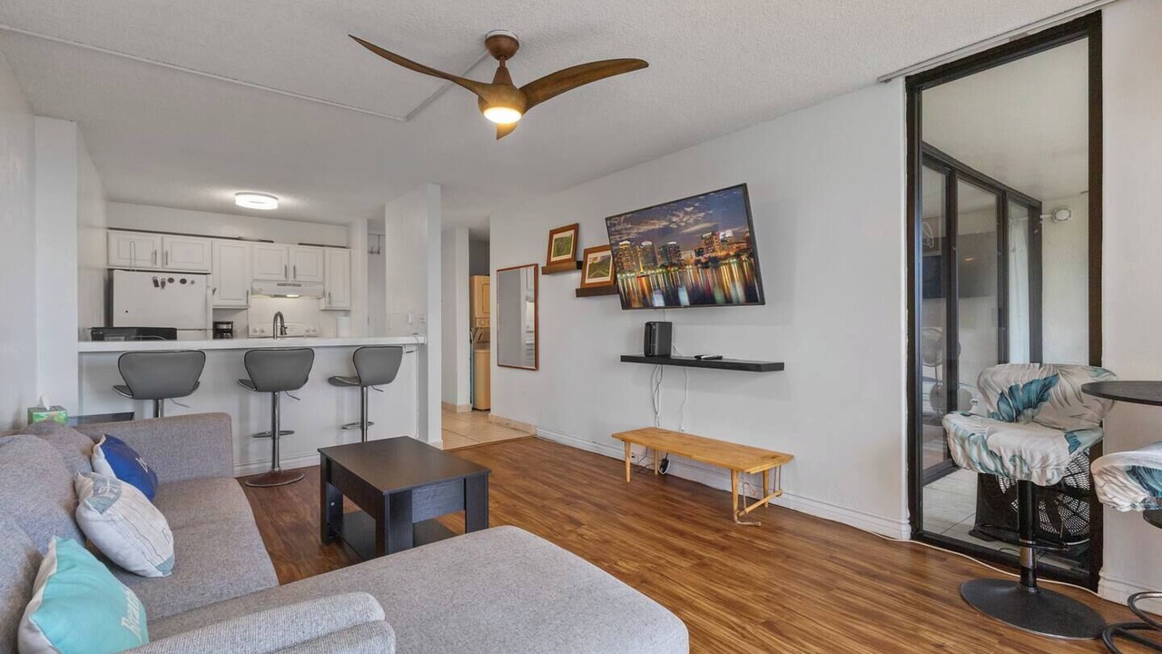 Photo of Livingroom in Aiea