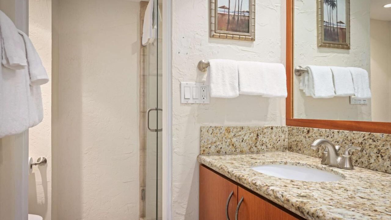 Photo of Bathroom in Honokowai